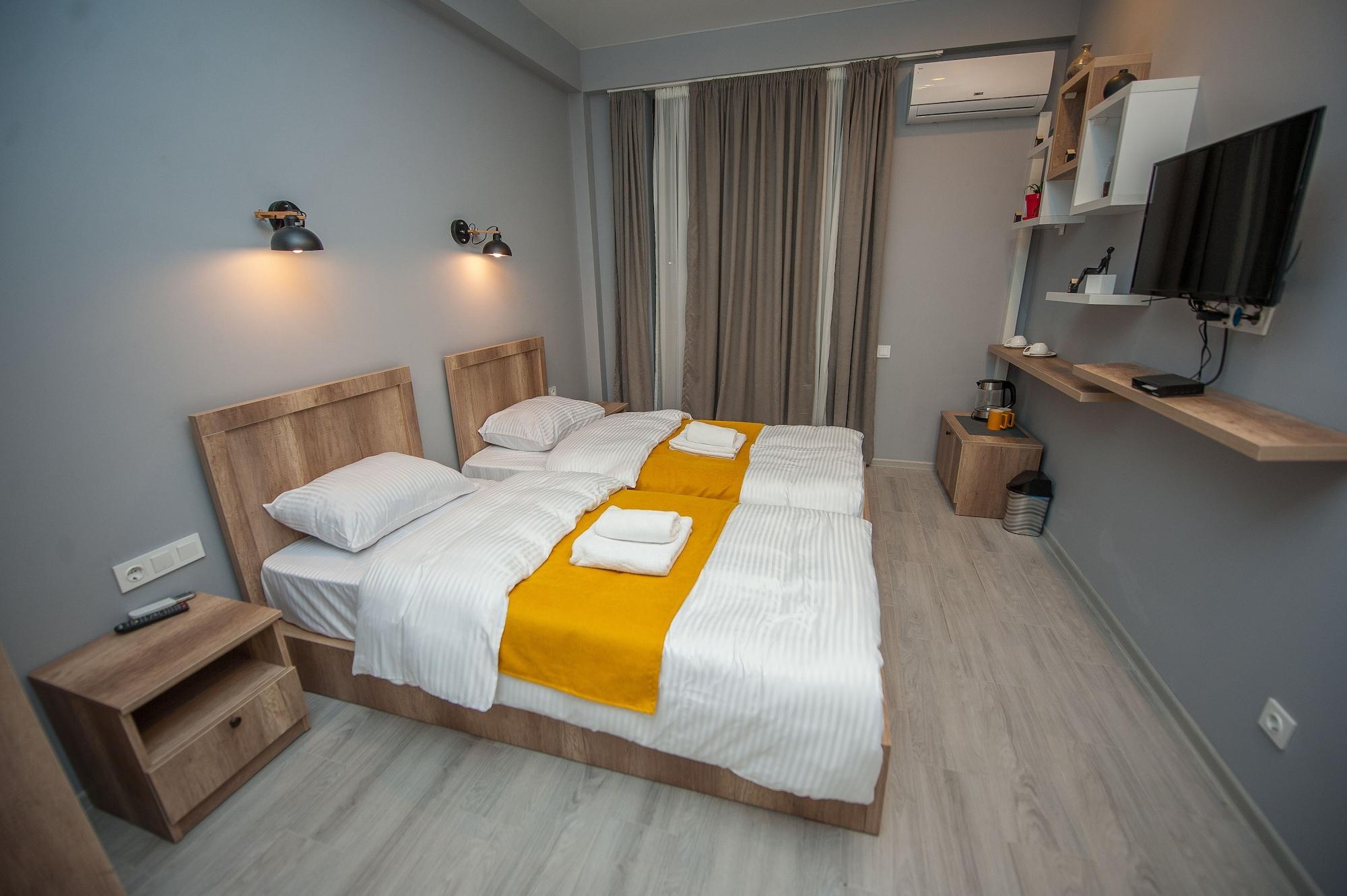 Easy Hotel T'Bilisi Tbilisi Esterno foto