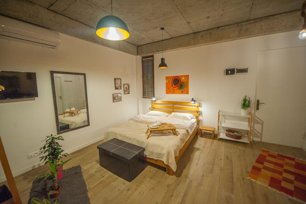 Easy Hotel T'Bilisi Tbilisi Esterno foto