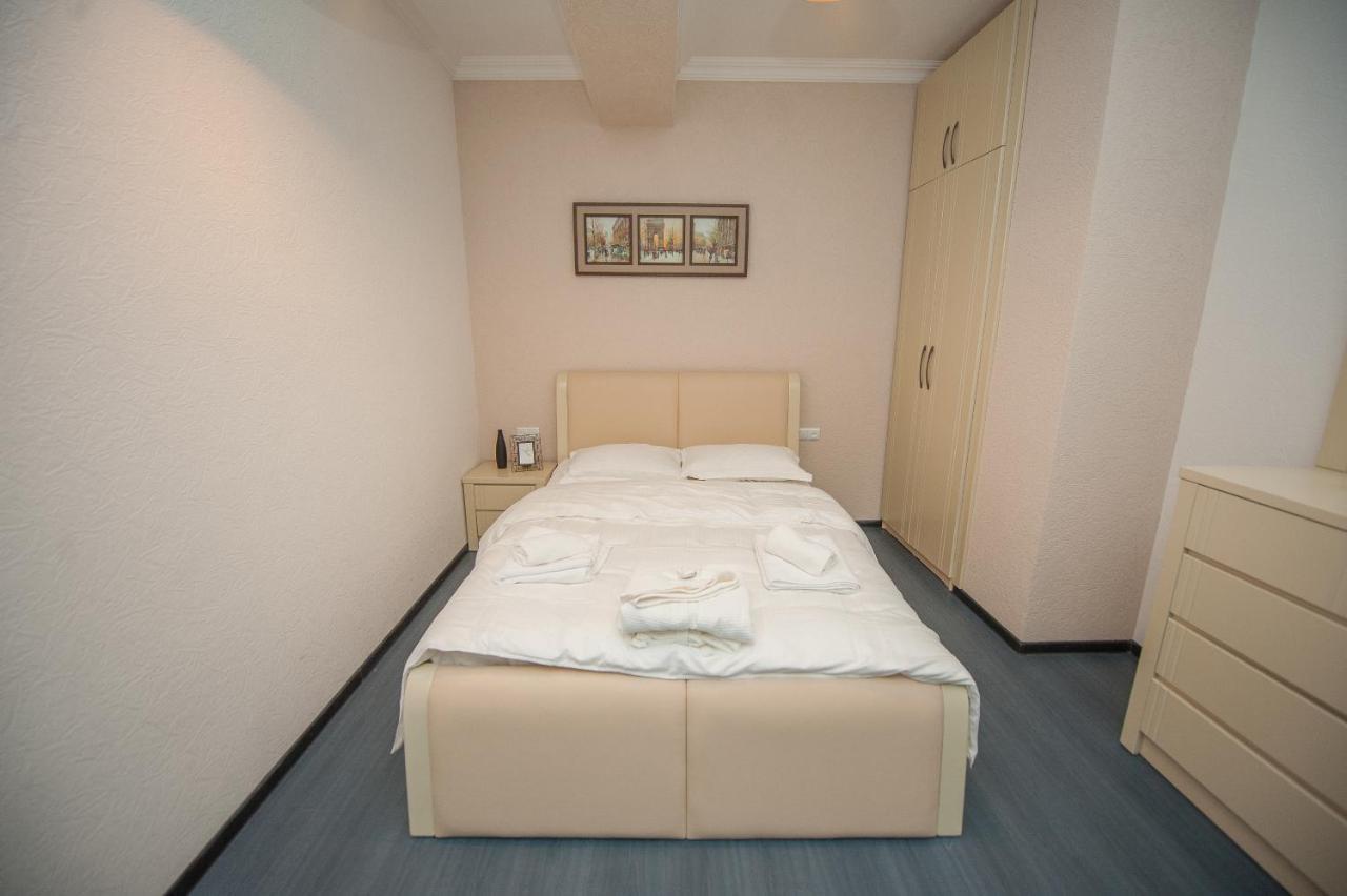 Easy Hotel T'Bilisi Tbilisi Esterno foto